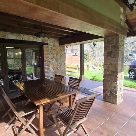 בית נופש Casa Xerra Verdin Naturaleza, Espacio Y Confort Beloncio